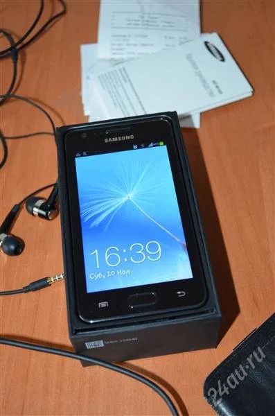 Лот: 2256070. Фото: 1. Samsung Galaxy R I9103. Смартфоны