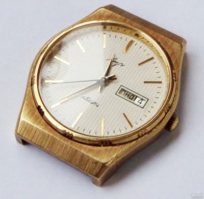 Лот: 13321114. Фото: 1. Часы Луч позолоченные кварцевые... Оригинальные наручные часы