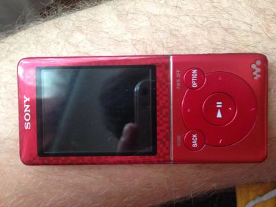 Лот: 4049957. Фото: 1. Sony Walkman NWZ - E473. Плееры