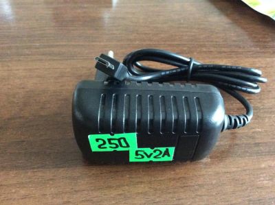 Лот: 8524984. Фото: 1. СЗУ для планшетов 5v 2a разъём... Шлейфы, кабели, переходники