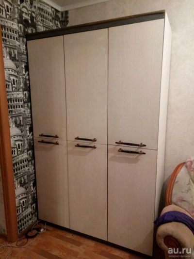 Лот: 10851416. Фото: 1. Шкаф для одежды и две тумбочки. Шкафы, шкафы-купе