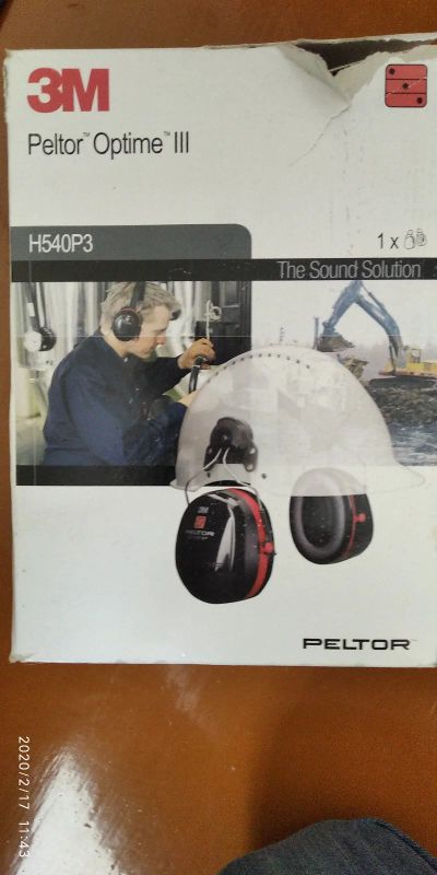 Лот: 15516332. Фото: 1. Наушники 3M™ Peltor™ Optime™ III... Защитные очки, каски, перчатки