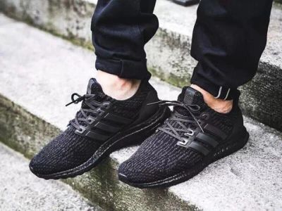 Лот: 10901679. Фото: 1. Кроссовки Adidas Ultra Boost 3... Кеды, кроссовки, слипоны