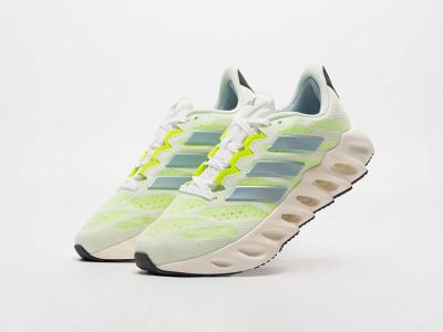 Лот: 24973579. Фото: 1. Кроссовки Adidas Switch FWD. Кеды, кроссовки, слипоны