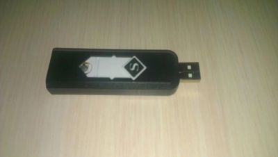 Лот: 6887160. Фото: 1. USB зажигалка. Зажигалки, спички, пепельницы
