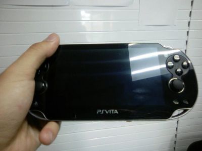 Лот: 10234617. Фото: 1. Ps Vita 3g + Wi-Fi с 4-мя играми. Игровые приставки, консоли