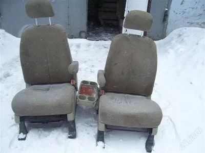 Лот: 1581345. Фото: 1. передние сидения MAZDA MPVдля... Другое (автозапчасти)