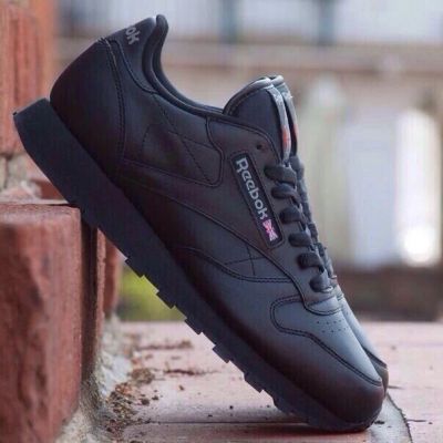 Лот: 8384277. Фото: 1. Мужские кроссовки reebok classic. Кеды, кроссовки, слипоны