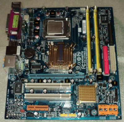 Лот: 6632817. Фото: 1. GA-G31MX-S2 + E6600 + 2GB DDR2-800... Компьютеры в сборе