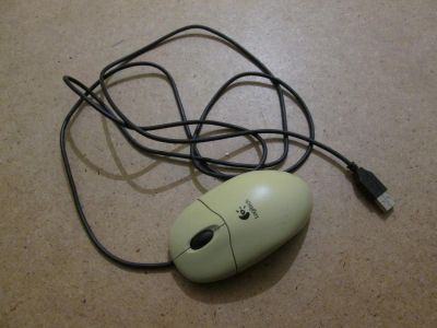Лот: 7066553. Фото: 1. мыши Logitech. Клавиатуры и мыши