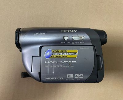 Лот: 20256987. Фото: 1. Видео Камера SONY DCR-DVD205. Видеокамеры
