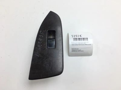 Лот: 20395480. Фото: 1. Кнопка стеклоподъемника Toyota... Кузов