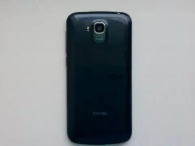 Лот: 4935107. Фото: 1. DNS s5002, 32gb, 13mpix, 4 ядра... Смартфоны