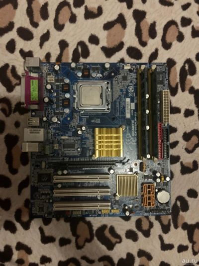 Лот: 15029890. Фото: 1. Gigabyte GA-945PLM-S2 + Intel... Материнские платы