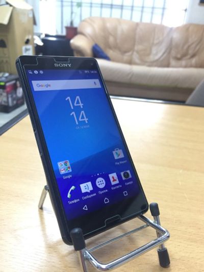 Лот: 13716346. Фото: 1. Смартфон Sony Xperia Z3 Compact... Смартфоны