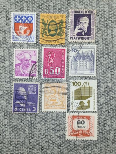 Лот: 25845948. Фото: 1. Набор из 10 почтовых марок - Мира. Книги