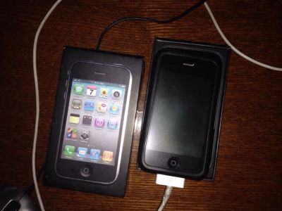 Лот: 3630333. Фото: 1. iphone 3gs 8gb 8 gb black РСТ!. Смартфоны