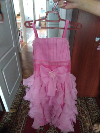 Лот: 11820364. Фото: 1. Розовое праздничное детское платье. Платья, сарафаны