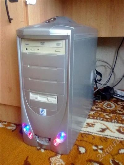 Лот: 4989614. Фото: 1. Компьютер P4 2,4 GHz/512/75Gb... Компьютеры в сборе