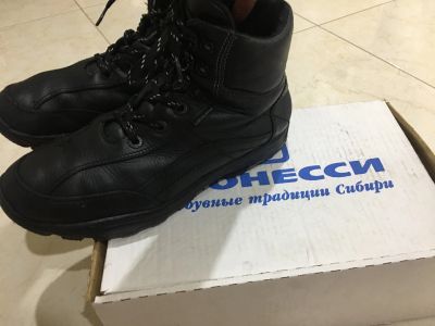 Лот: 12620485. Фото: 1. Мужские зимние ботинки 42-го размера... Ботинки, полуботинки