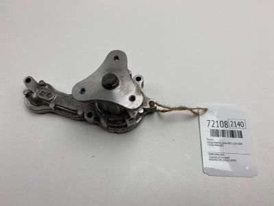 Лот: 21113258. Фото: 1. Помпа Honda Mobilio Spike 2005... Кузов