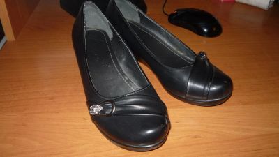 Лот: 6010799. Фото: 1. черные туфли. Туфли