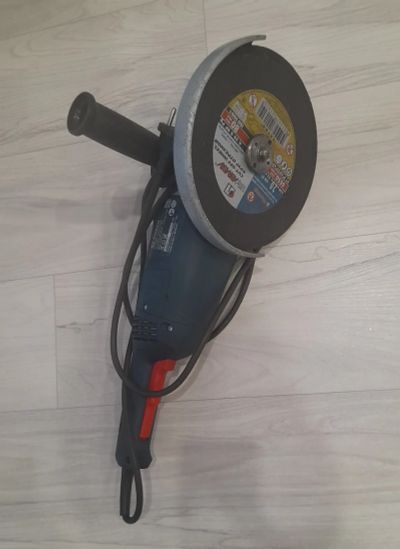 Лот: 21350192. Фото: 1. УШМ(болгарка)Bosch GWS 2200 Professional. Электроинструмент