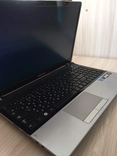 Лот: 11957948. Фото: 1. Ноутбук Samsung NP305E5A (AMD... Ноутбуки