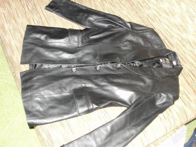 Лот: 2217195. Фото: 1. Продам кожанный женский пиджак... Верхняя одежда