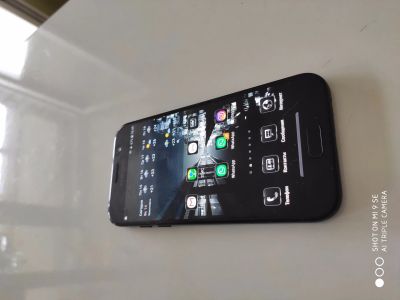 Лот: 14068779. Фото: 1. Samsung a5 2017 куплен в 06.2018. Смартфоны