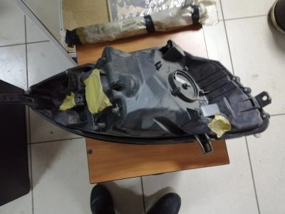 Лот: 15096549. Фото: 1. Фара Nissan note. Оптика и освещение