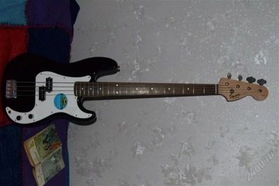 Лот: 1098575. Фото: 1. продам баc гитару fender squuier... Гитары