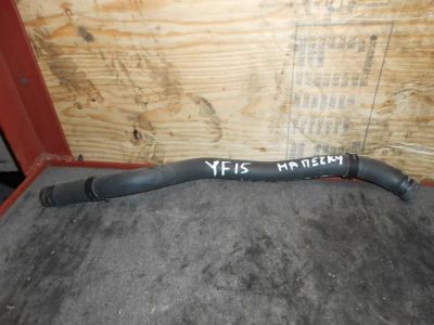 Лот: 21416808. Фото: 1. патрубок печки Nissan JUKE YF15. Двигатель и элементы двигателя