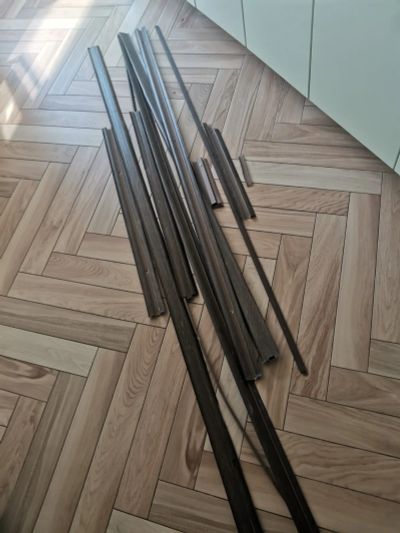 Лот: 20554669. Фото: 1. Плинтус пвх остатки цвет венге. Напольные покрытия