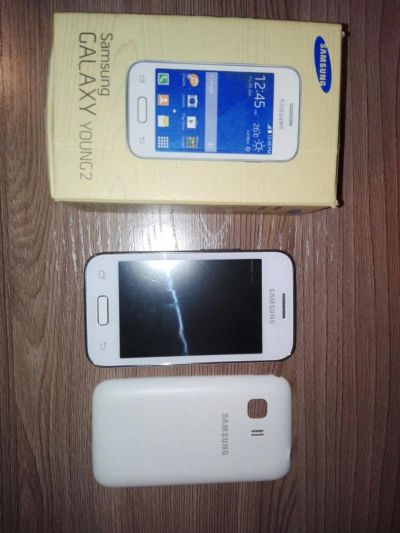Лот: 6899288. Фото: 1. Samsung Galaxy Young 2 SM-G130H. Смартфоны