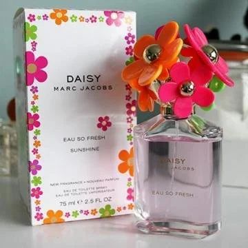 Лот: 3729992. Фото: 1. Daisy eau so fresh sunshine от... Женская парфюмерия
