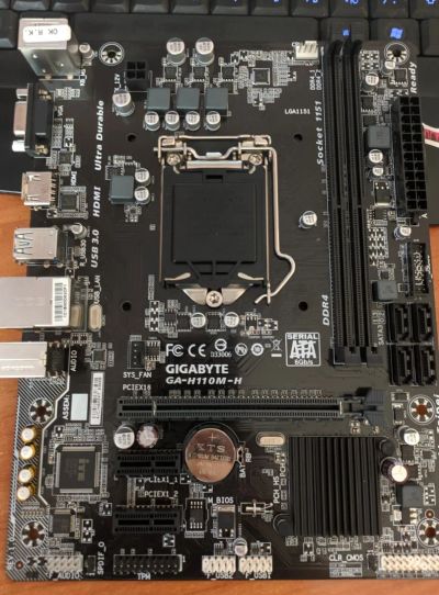 Лот: 15900900. Фото: 1. Материнская плата Gigabyte GA-H110M-H. Материнские платы