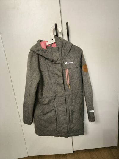 Лот: 23600515. Фото: 1. Куртка для девочки outveture 122-128. Легкие куртки, толстовки