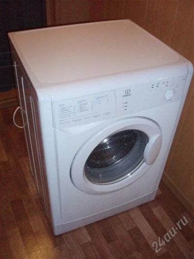 Лот: 1747395. Фото: 1. Стиральная машина Indesit WIN... Стиральные машины