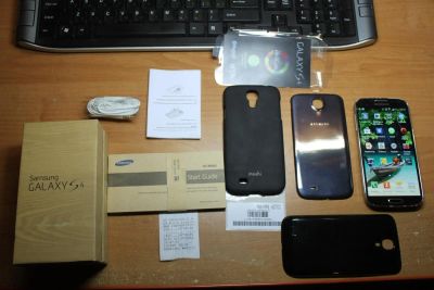 Лот: 3397533. Фото: 1. Samsung Galaxy S4 GT-i9505 + аккумулятор... Смартфоны
