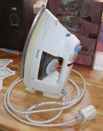Лот: 1626789. Фото: 1. Утюг PHILIPS. Утюги, парогенераторы, отпариватели