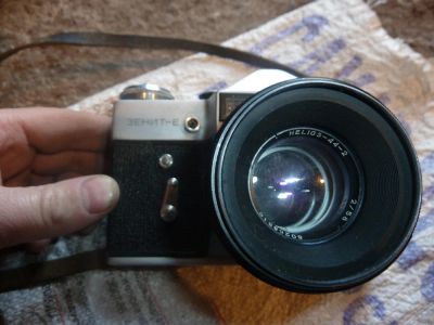 Лот: 5515048. Фото: 1. Зенит Zenit-E. Плёночные зеркальные