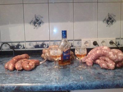 Лот: 5436872. Фото: 1. колбаски домашние в череве Купаты. Полуфабрикаты