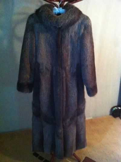 Лот: 4563737. Фото: 1. Продам шубу из меха нутрии. При... Верхняя одежда