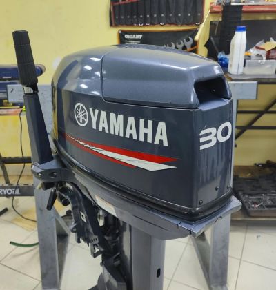 Лот: 25362862. Фото: 1. 2х-тактный лодочный мотор YAMAHA... Лодочные моторы