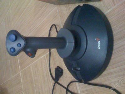 Лот: 1335309. Фото: 1. Джойстик Genius. Рули, джойстики