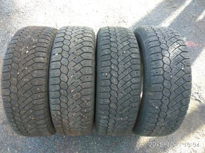Лот: 12249429. Фото: 1. Зимние шины Continental 195/65... Шины