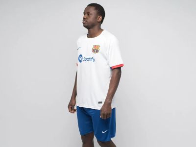 Лот: 24975423. Фото: 1. Футбольная форма Nike FC Barcelona. Форма