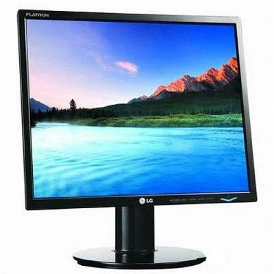 Лот: 17239007. Фото: 1. Монитор 19" LG L1954TQ. ЖК-мониторы