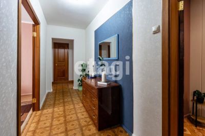 Лот: 24693896. Фото: 1. Продам 4-комн. кв. 82 кв.м. Красноярск... Квартиры, студии